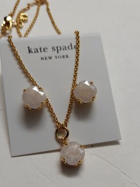 Kate Spade Pop Of Joy 10mm Spade Flower Studs And Pendent Necklace Set